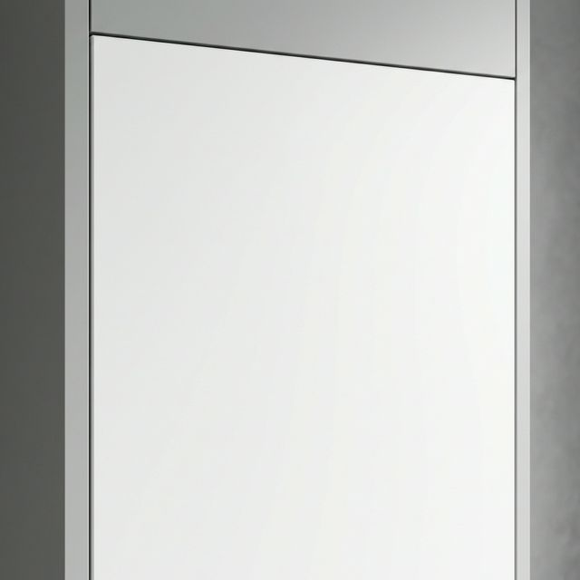 Timeless white melamine